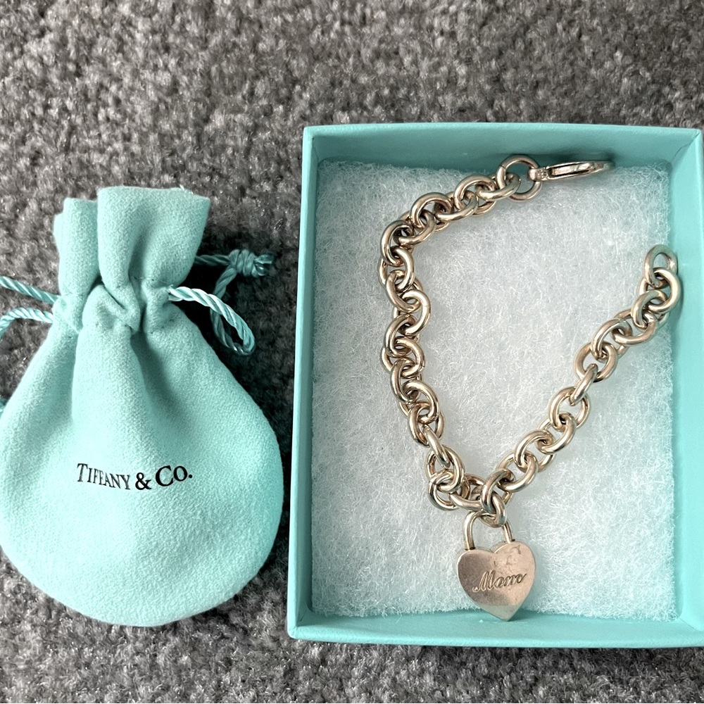 Tiffany & Co Silver Mom Heart Charm Bracelet